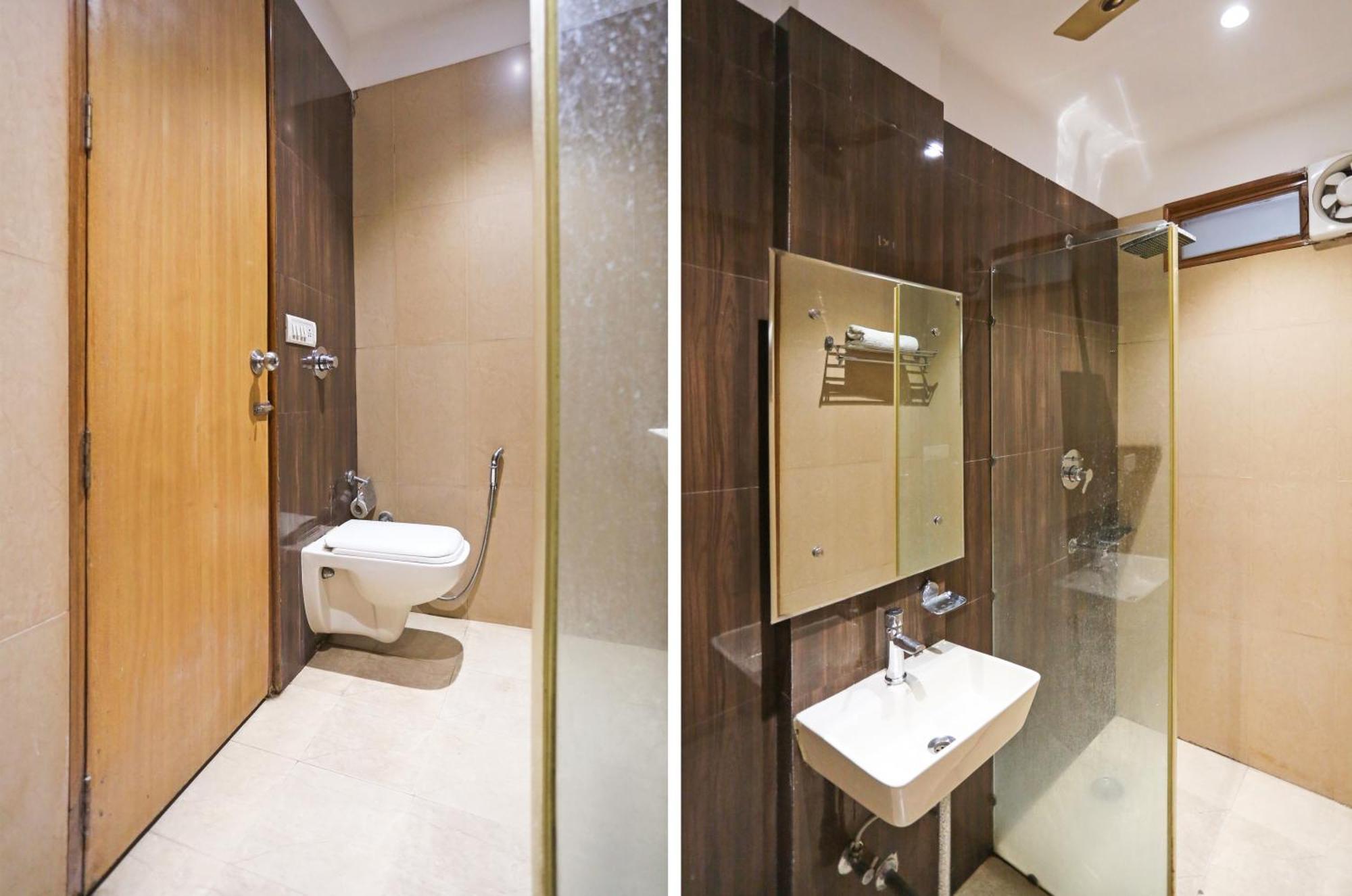 Hotel Silky Palace Near Igi Airportt 뉴델리 외부 사진